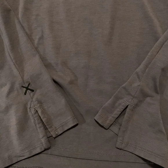 Cuts Men’s Henley Shirt Long Sleeve Dark Gray - Picture 9 of 10